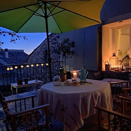 La Maison De Gisele Bed & Breakfast Saint-Victor-des-Oules ภายนอก รูปภาพ